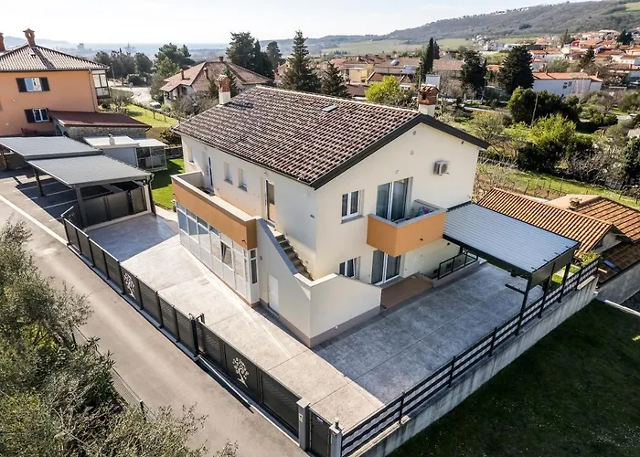 Apartments Mirela