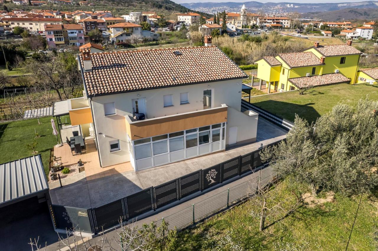 Mirela Apartment