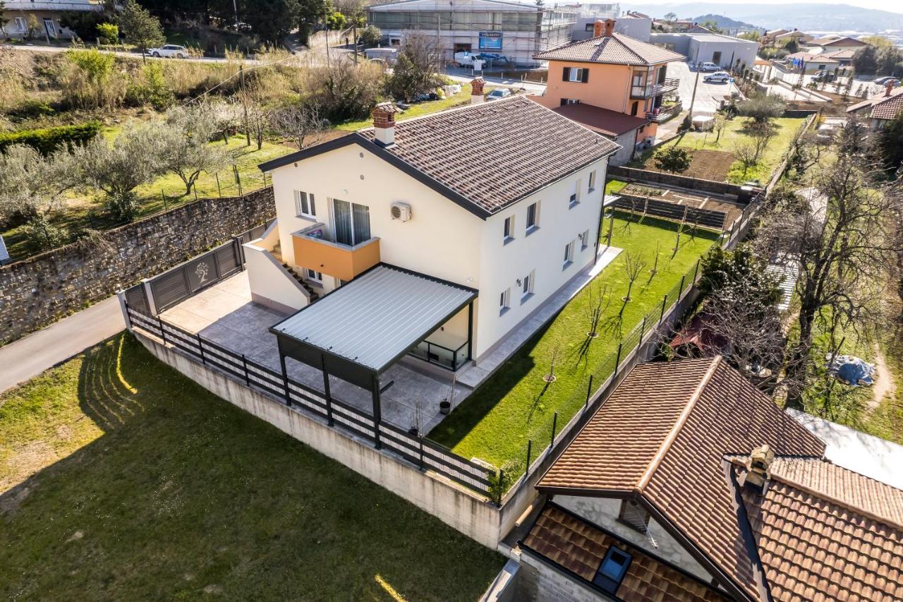 Mirela Apartment Koper